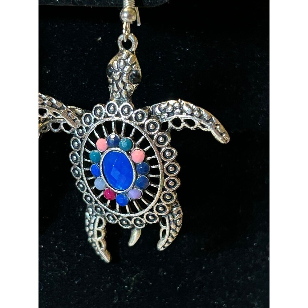 Silver Tone Turtle Earrings - Picture 3 of 5